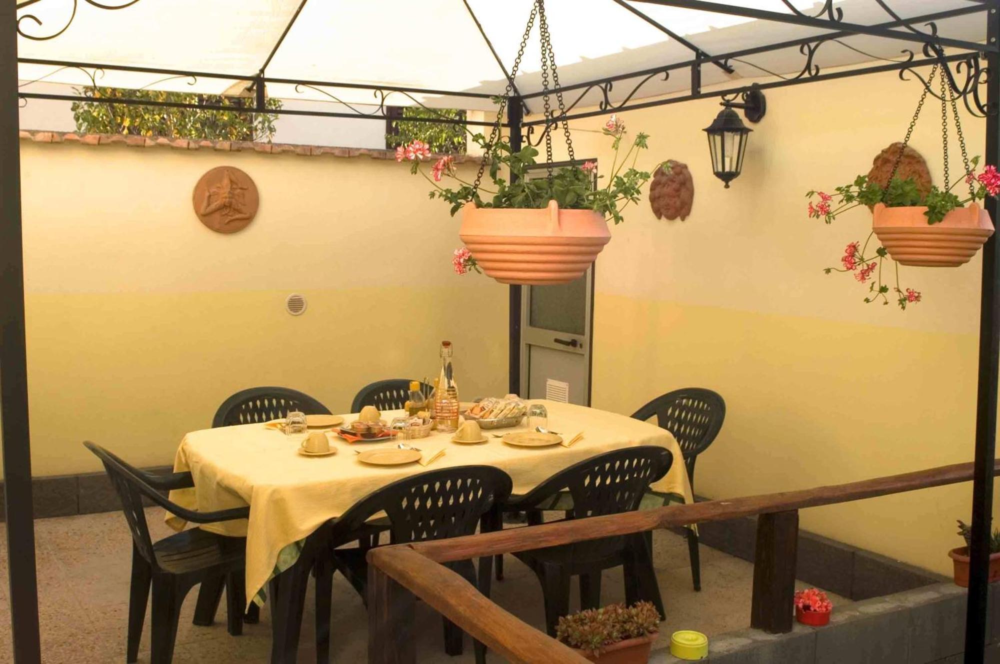 I Colori Del Sole Bed and Breakfast Fiumefreddo di Sicilia Esterno foto